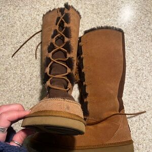 Ugg Australia Uptown Boot Women 5190 US 8 Brown Lace Up Shearling Vintage